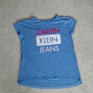 A girls Calvin Klein jeans t shirt